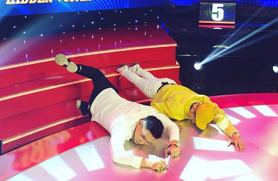 Trong khi đó, Đại Nhân và Thanh Duy cùng ngã sấp mặt ở chương trình Giọng ải giọng ai.