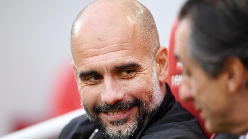 Liverpool 0-0 Man City: Đáng buồn cho "tội đồ" Mahrez - 11
Guardiola tươi cười ở khu vực kỹ thuật dành cho đội khách Man City tại Anfield