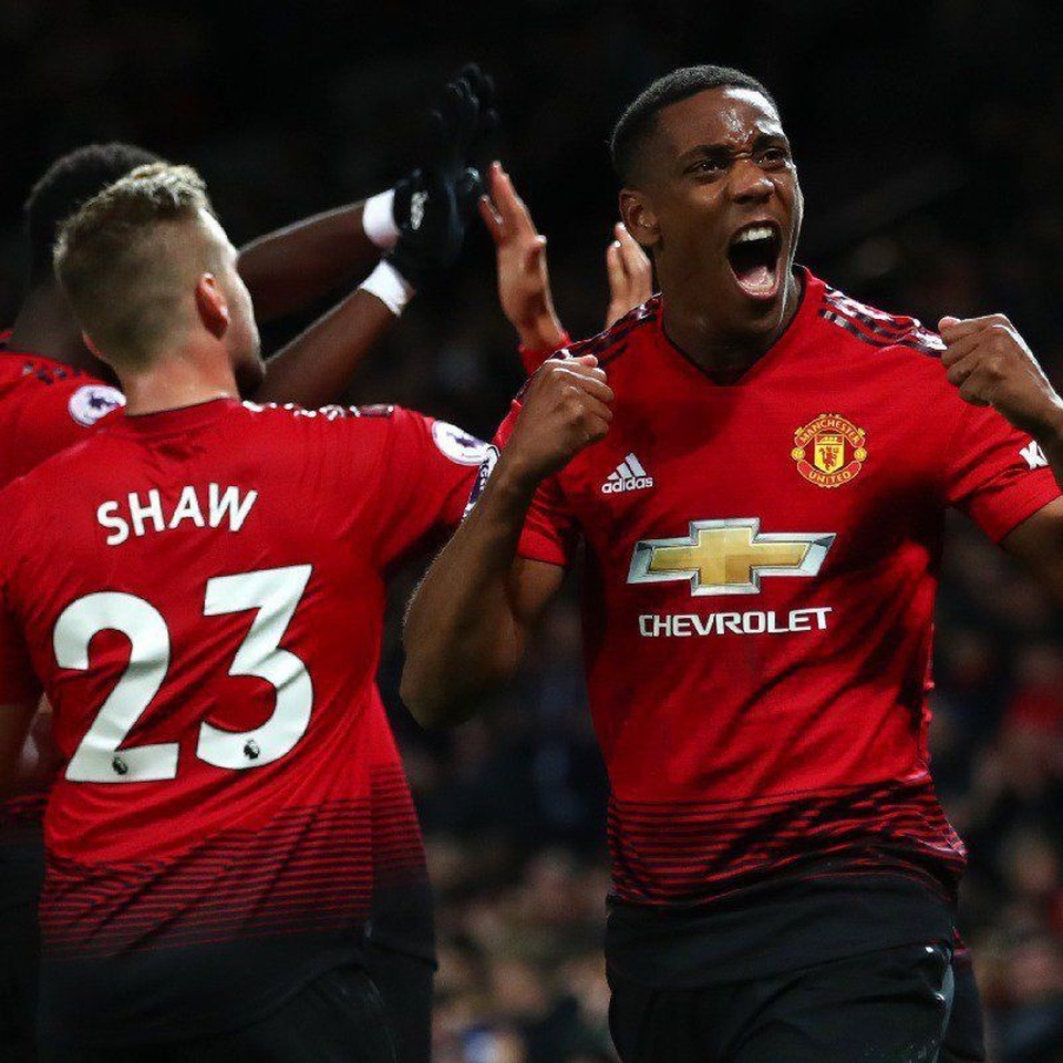 Mourinho đã quyết định táo bạo khi giải phóng cả 5 cầu thủ hàng công trong đội hình Man Utd