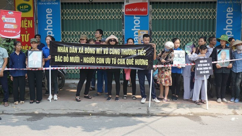 Linh cữu nguyên Tổng Bí thư Đỗ Mười đã về quê nhà Thanh Trì - 11 Linh cữu nguyên Tổng Bí thư Đỗ Mười đã về quê nhà Thanh Trì - 11