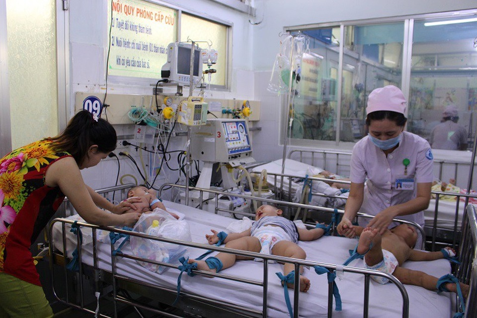 Nguy cơ tất cả trẻ nhỏ sẽ bị dịch tay chân miệng tấn công - 5 Cộng đồng cần chủ động các giải pháp phòng bệnh, giảm tối đa nguy cơ lây nhiễm cho trẻ