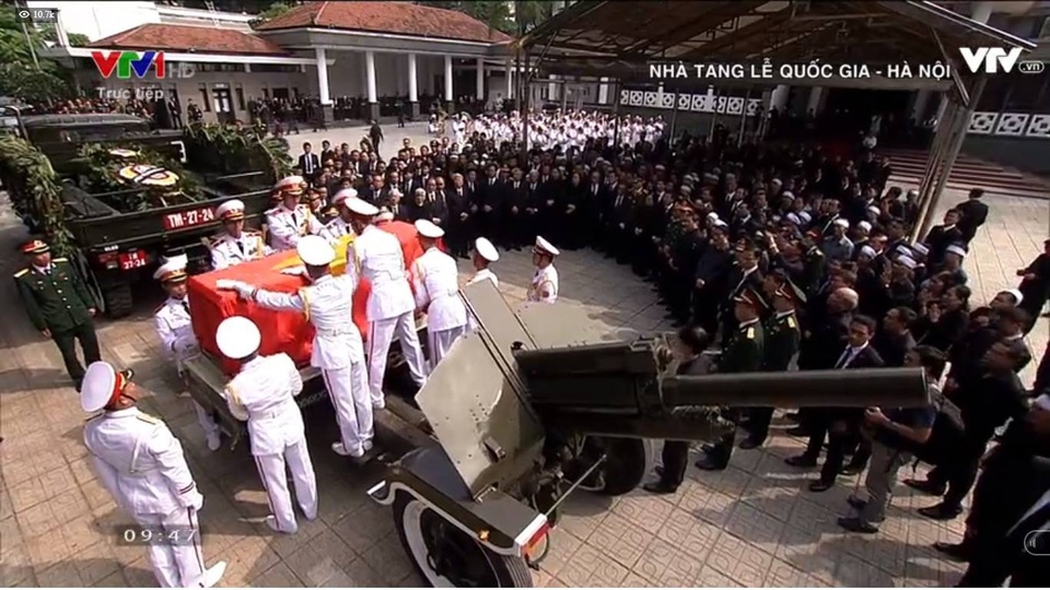 Linh cữu nguyên Tổng Bí thư Đỗ Mười đã về quê nhà Thanh Trì - 38 Linh cữu nguyên Tổng Bí thư Đỗ Mười đã về quê nhà Thanh Trì - 38