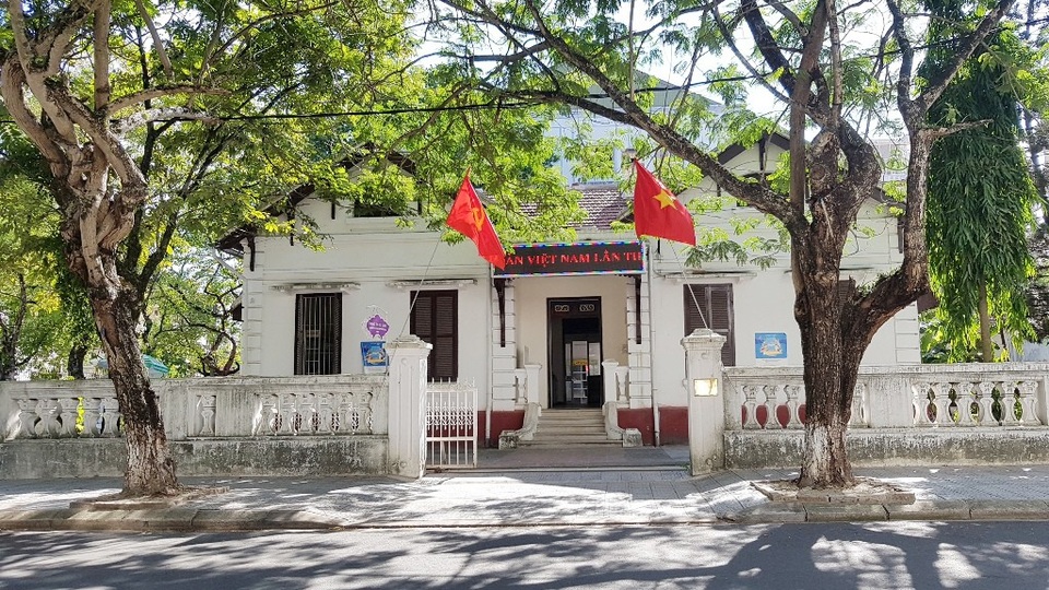 
Ngôi nhà số 4 đường Hoàng Hoa Thám, TP Huế hiện đang là trụ sở của Trung tâm Xúc tiến Du lịch Huế, Sở Du lịch tỉnh Thừa Thiên Huế
