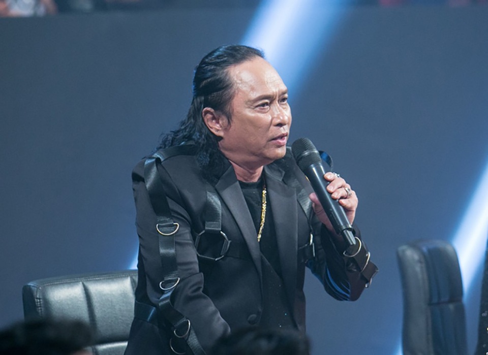 Giám khảo Kao Long cho biết tất cả những tiết mục Minh Nhật trình diễn đều là những động tác tuyệt kĩ kungfu, đòi hỏi kỹ thuật cao của các nghệ sĩ xiếc và phải khổ luyện mới thành công. Đặc biệt, giám khảo Kao Long cho biết tiết mục nuốt kiếm trên không trung của Minh Nhật là tiết mục mới nhất của xiếc kungfu lần đầu tiên được trình diễn trong chương trình “Kỳ tài lộ diện”.