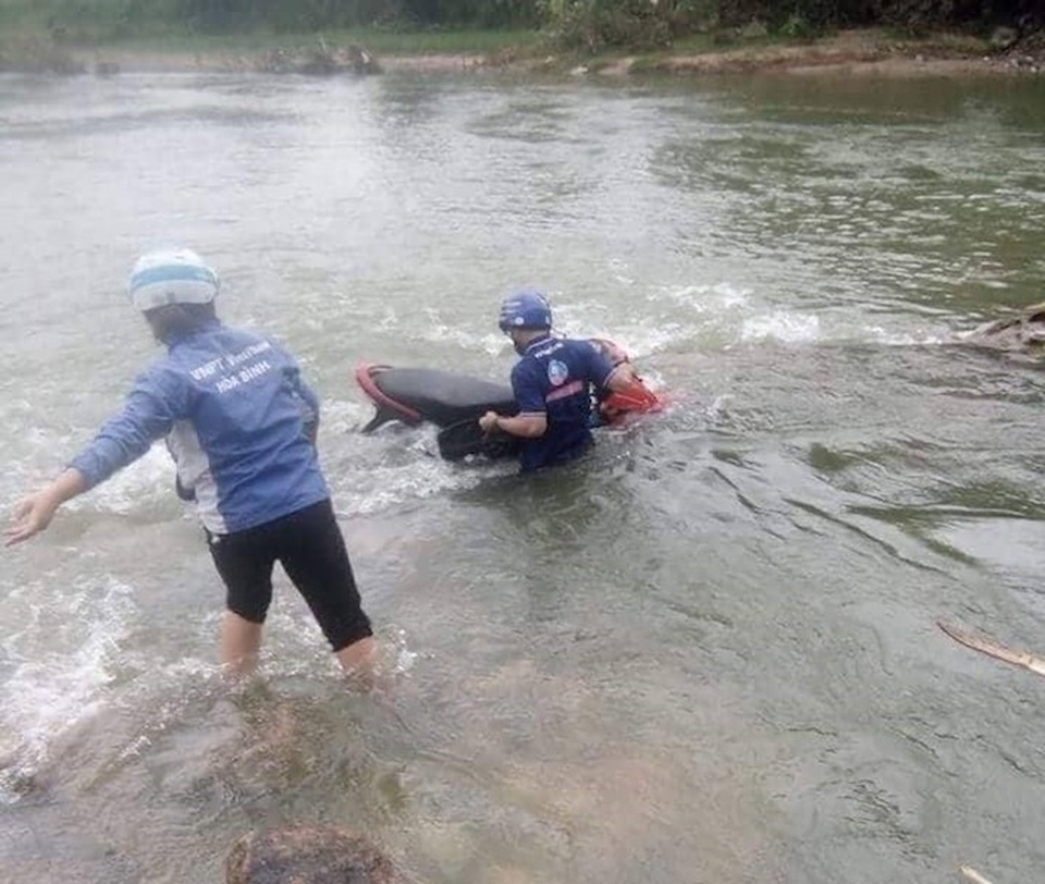 Người dân ngao ngán với cây cầu quái dị tại Hoà Bình! - 3 Người dân ngao ngán với cây cầu quái dị tại Hoà Bình! - 3