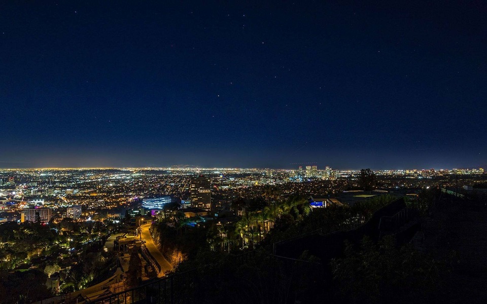 Bộ sưu tập “nhà bay” ấn tượng của Tỷ phú Carson Chan - 5