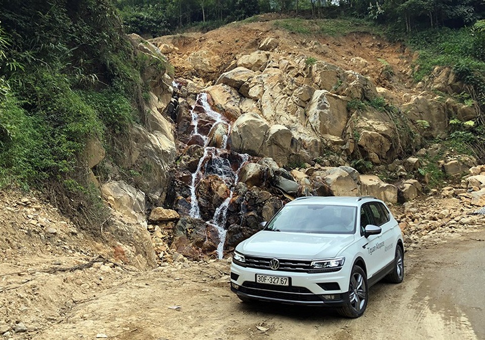 Volkswagen Tiguan Allspace mới đã có mặt tại Việt Nam, giá từ 1,699 tỉ đồng - 2 Volkswagen Tiguan Allspace mới đã có mặt tại Việt Nam, giá từ 1,699 tỉ đồng - 2