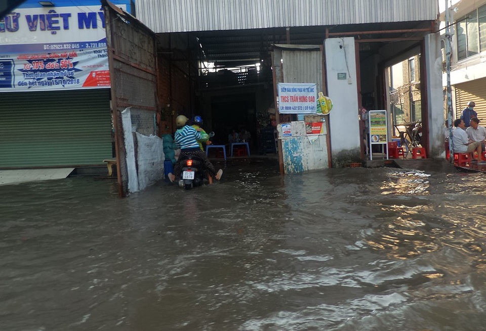 Triều cường bủa vây Sài Gòn, Cần Thơ - 5 Triều cường bủa vây Sài Gòn, Cần Thơ - 5