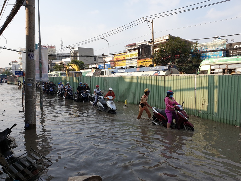 Triều cường bủa vây Sài Gòn, Cần Thơ - 10 Triều cường bủa vây Sài Gòn, Cần Thơ - 10