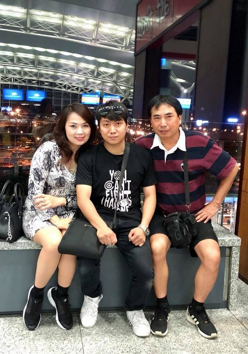 NSND Thái Bảo: “Khiếm khuyết lớn nhất trong cuộc đời tôi là quá ít con” - 3
NSND Thái Bảo, NSUT Anh Tuấn và con trai Bảo Anh.