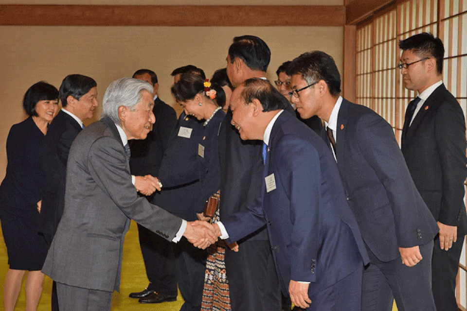 Thủ tướng Nguyễn Xuân Phúc và lãnh đạo các nước Mekong yết kiến Nhà vua và Thái tử Nhật Bản ngày 9/10