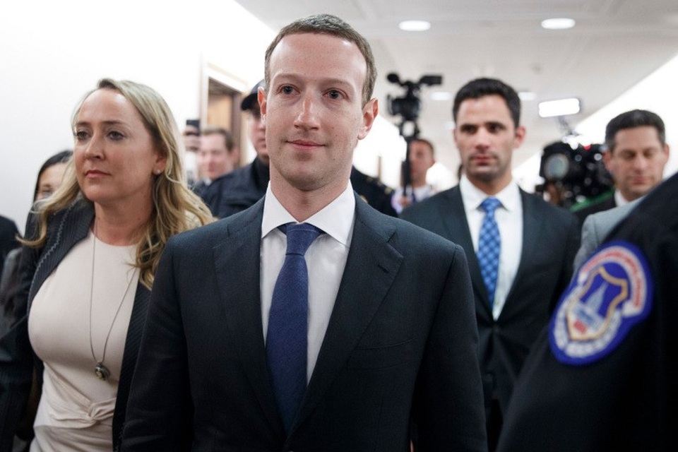 Ông chủ Facebook thừa nhận không thể ngăn chặn tin tức giả mạo và đánh cắp dữ liệu - 1 Ông chủ Facebook thừa nhận không thể ngăn chặn tin tức giả mạo và đánh cắp dữ liệu - 1