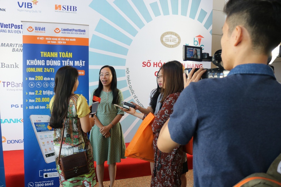 Ví Việt tham dự Hội thảo quốc tế thường niên ngành Ngân hàng - Tài chính lần thứ 7 - 2 Ví Việt tham dự Hội thảo quốc tế thường niên ngành Ngân hàng - Tài chính lần thứ 7 - 2