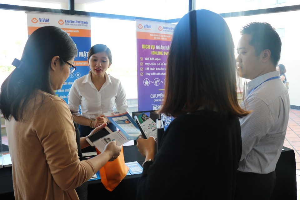 Ví Việt tham dự Hội thảo quốc tế thường niên ngành Ngân hàng - Tài chính lần thứ 7 - 3 Ví Việt tham dự Hội thảo quốc tế thường niên ngành Ngân hàng - Tài chính lần thứ 7 - 3