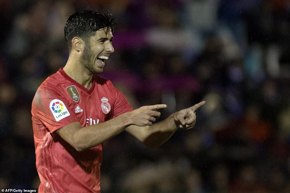 Real Madrid thắng “4 sao” trong ngày HLV Solari ra mắt - 10
Marco Asensio hứa hẹn sẽ được HLV Solari trọng dụng nhiều ở các trận đấu sắp tới