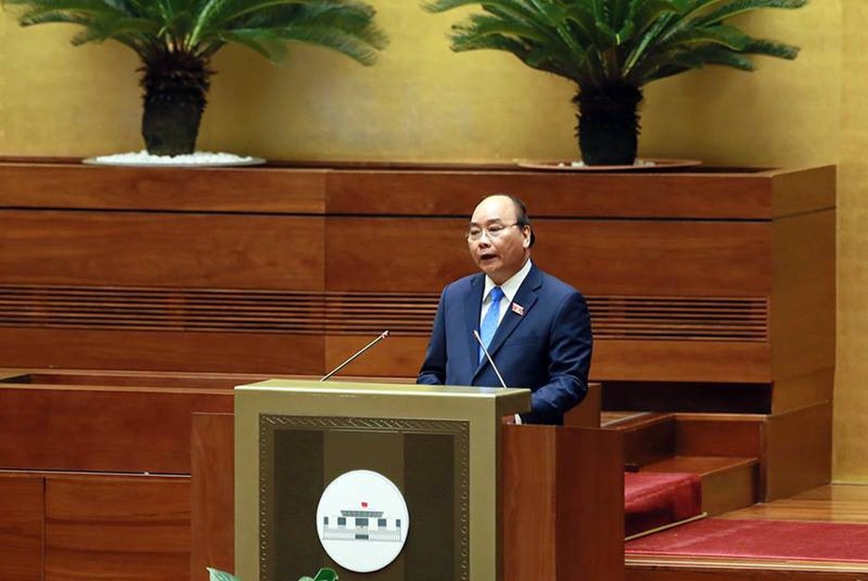 Thủ tướng: Bộ trưởng yếu kém, Thủ tướng cũng phải chịu trách nhiệm - 1
Thủ tướng chọn trả lời 5 chất vấn của các đại biểu Quốc hội đã nêu trong phiên chất vấn giữa nhiệm kỳ (ảnh: Như Phúc)