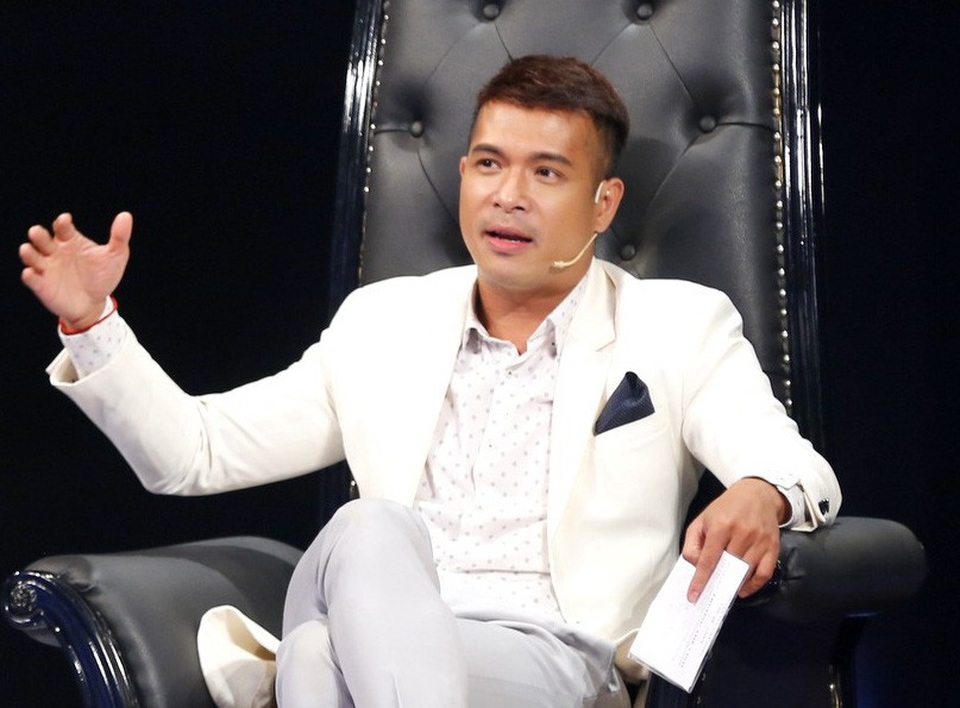 Vân Hugo, Lều Phương Anh chia sẻ thẳng thắn chuyện ganh ghét trong showbiz - 3 Trương Thế Vinh chia sẻ: Chắc chắn có người ganh ghét tôi và tôi cũng thoáng nhìn thấy nhưng tôi không quan tâm! Việc ganh ghét người khác, được chỉ có 1, đó là sự hả hê nhưng mất lại rất nhiều như: sức khỏe, thời gian, tiền bạc, mất niềm vui…”