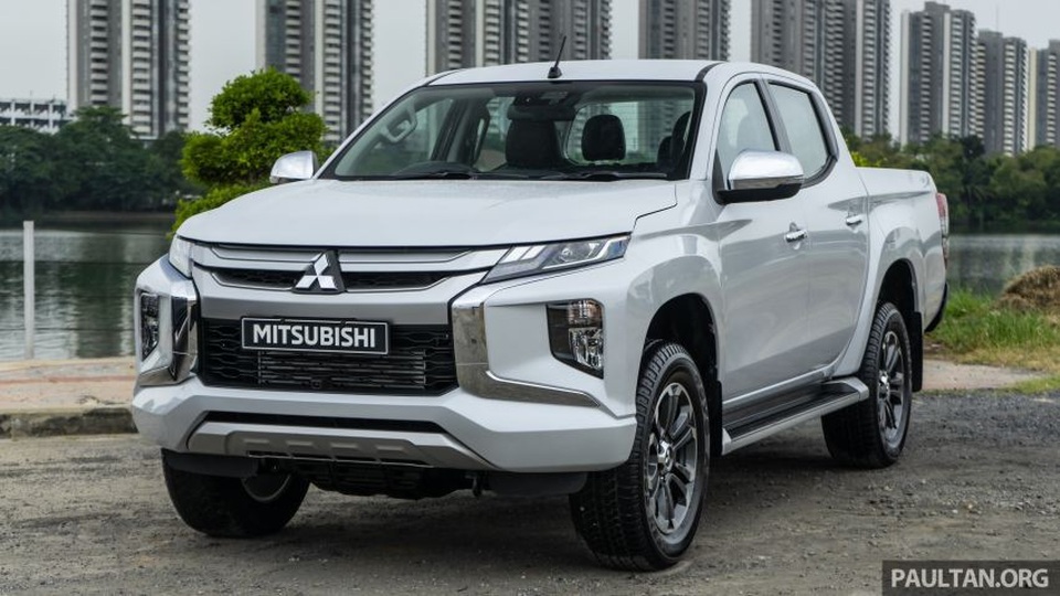 Mitsubishi Triton 2019 trình làng với hộp số mới - 12 Mitsubishi Triton 2019 trình làng với hộp số mới - 12