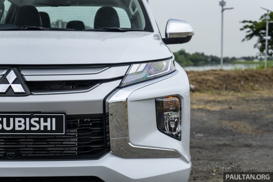 Mitsubishi Triton 2019 trình làng với hộp số mới - 11 Mitsubishi Triton 2019 trình làng với hộp số mới - 11
