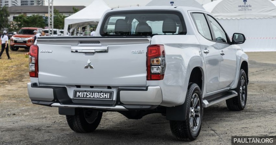 Mitsubishi Triton 2019 trình làng với hộp số mới - 15 Mitsubishi Triton 2019 trình làng với hộp số mới - 15