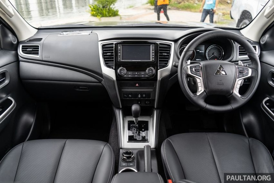 Mitsubishi Triton 2019 trình làng với hộp số mới - 22 Mitsubishi Triton 2019 trình làng với hộp số mới - 22