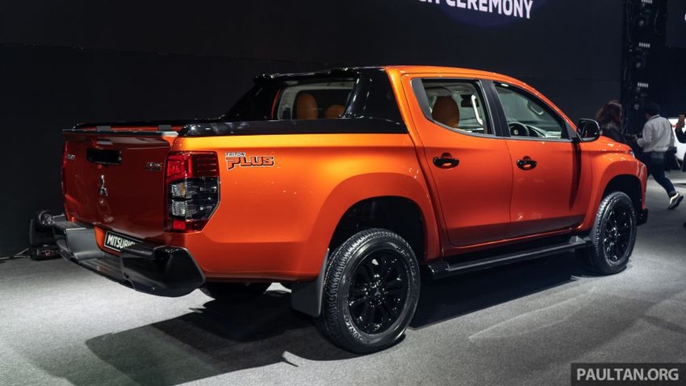 Mitsubishi Triton 2019 trình làng với hộp số mới - 5 Mitsubishi Triton 2019 trình làng với hộp số mới - 5