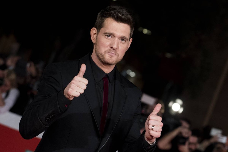 Sau “tuyên bố giải nghệ”, Michael Bublé trở lại... đi tour - 3
Nam ca sĩ Michael Bublé