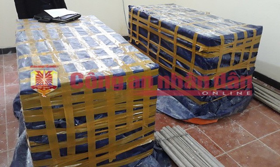 Chuẩn bị xét xử vụ đánh bạc khủng: Ông trùm biết ẩn mình và chiếc ví cũ mèm - 2 Chuẩn bị xét xử vụ đánh bạc khủng: Ông trùm biết ẩn mình và chiếc ví cũ mèm - 2