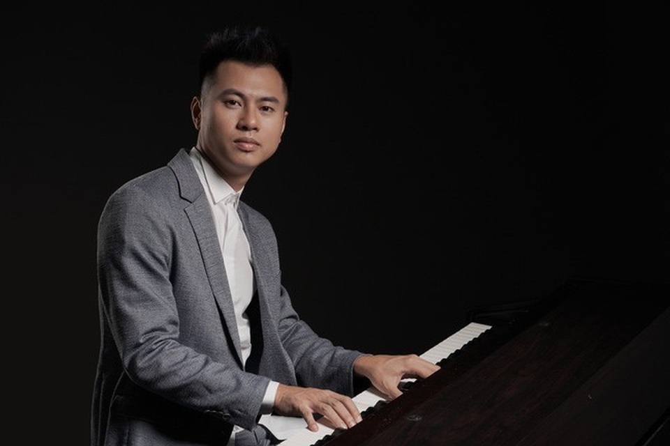 Dương Cầm: “Có bị chửi bới tôi cũng không ngại nói thẳng, nói thật” - 2 Dương Cầm cho rằng, anh không ngại đụng chạm.