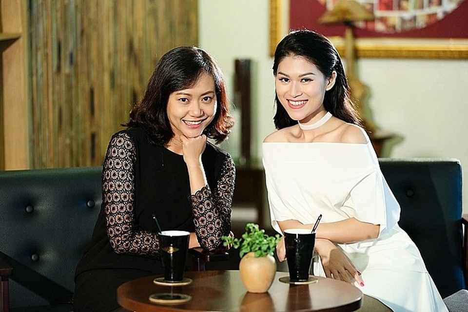 “Ở đây có nắng” và “Đảo của dân ngụ cư” thắng lớn ở LHP quốc tế - 3 Đạo diễn Hồng ánh và diễn viên Ngọc Thanh Tâm.