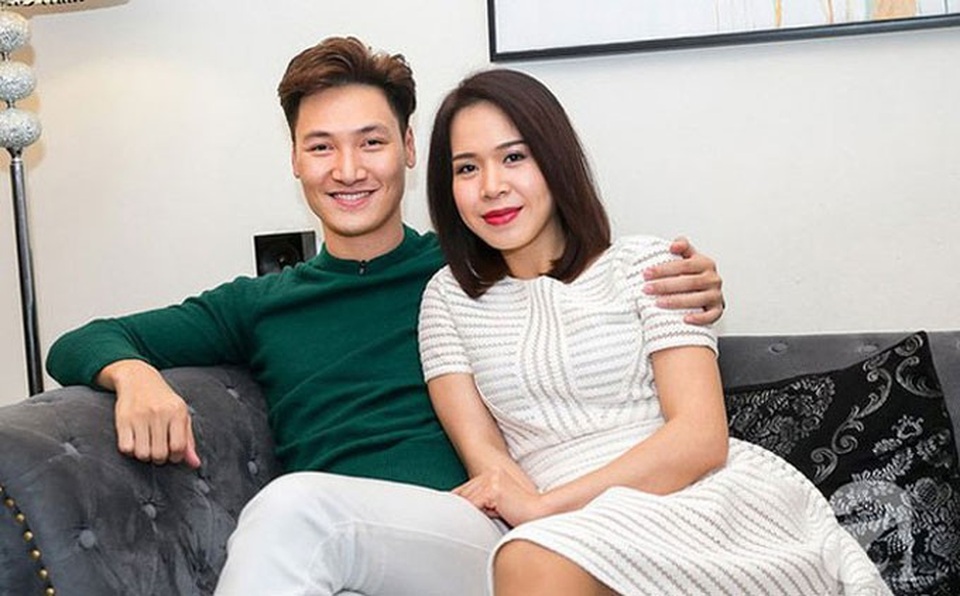 Mạnh Trường: “Diễn cảnh nóng không thể buông thả theo cảm xúc” - 2 Mạnh Trường và bà xã Lan Phương.