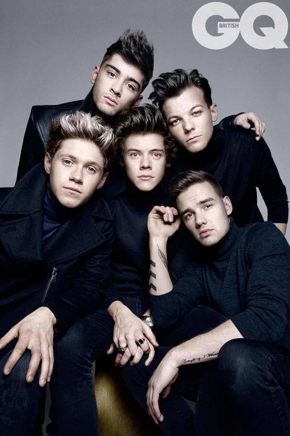 “Mỹ nam” làng nhạc Zayn Malik: Cô đơn nhất là khi ở đỉnh cao - 3
Nam ca sĩ Zayn Malik (trên cùng) thuở còn gắn bó với One Direction