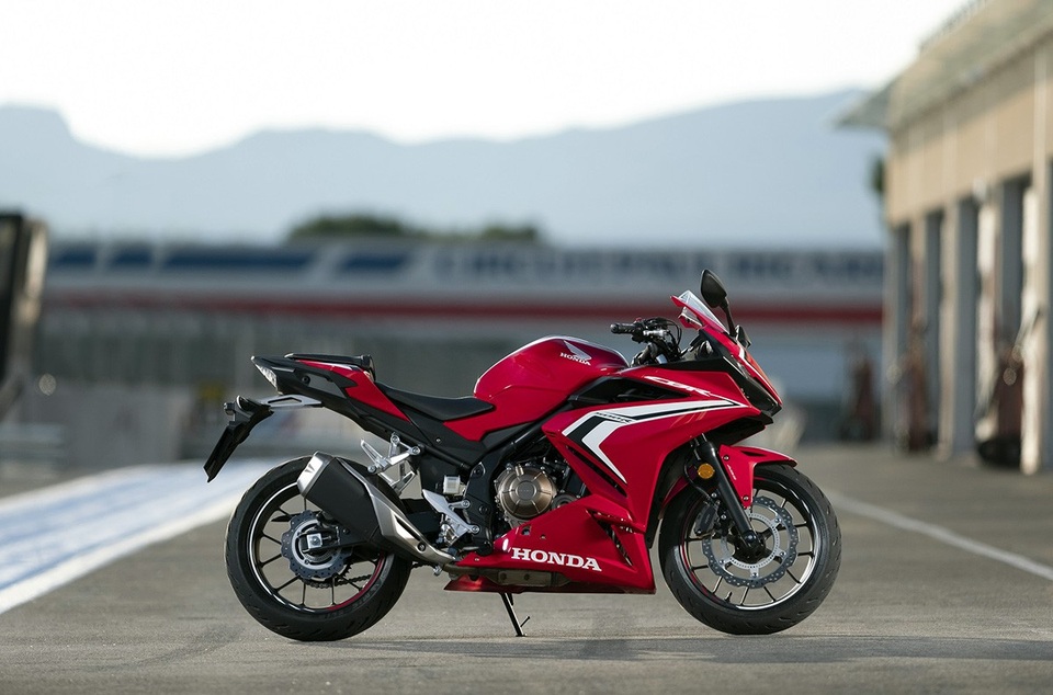 Triển lãm EICMA 2018: Honda đẩy mạnh phân khúc môtô hạng trung - 7 Triển lãm EICMA 2018: Honda đẩy mạnh phân khúc môtô hạng trung - 7
