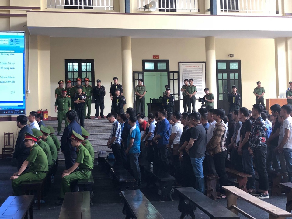 "Trùm" cờ bạc Nguyễn Văn Dương khai cho 2 cựu tướng hàng chục tỷ đồng - 7