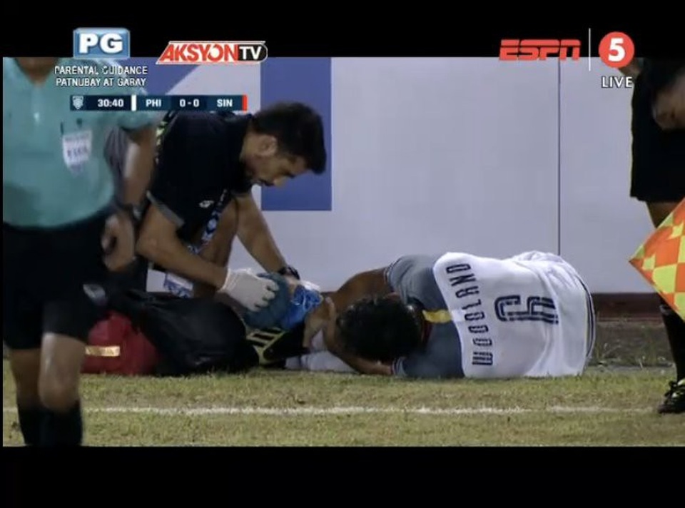 Philippines 1-0 Singapore: Niềm vui của HLV Eriksson - 8 Philippines 1-0 Singapore: Niềm vui của HLV Eriksson - 8