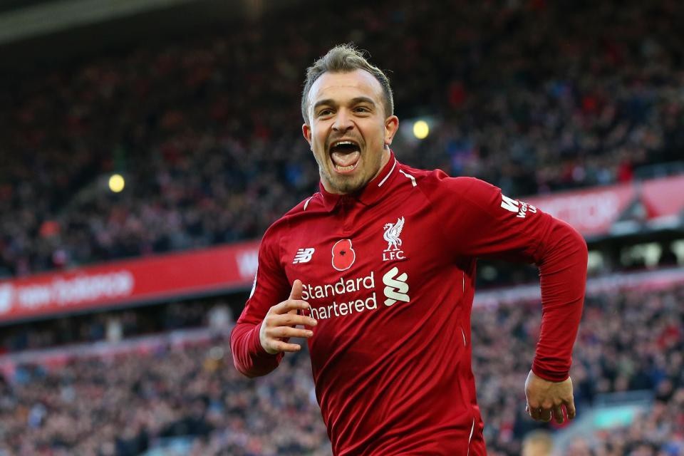 Đội hình tiêu biểu vòng 12 Premier League: Những kẻ “tàn sát” MU - 3
Xherdan Shaqiri tỏa sáng giúp Liverpool vượt qua Fulham