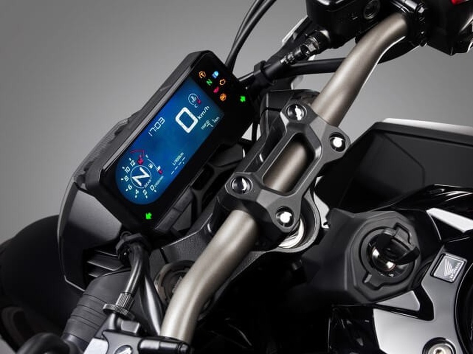 Triển lãm EICMA 2018: Honda đẩy mạnh phân khúc môtô hạng trung - 4 Triển lãm EICMA 2018: Honda đẩy mạnh phân khúc môtô hạng trung - 4