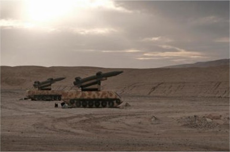 Israel bị nghi diễn tập phá hủy tên lửa phòng không Syria - 3
(Ảnh: Twitter)