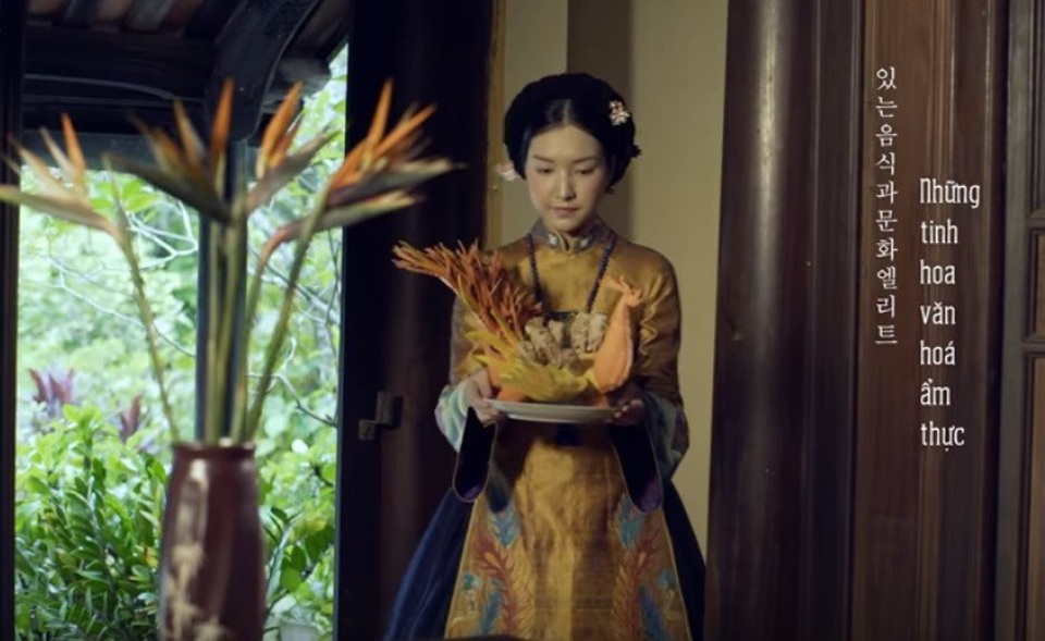 Nàng thơ trong ngày rằm,...