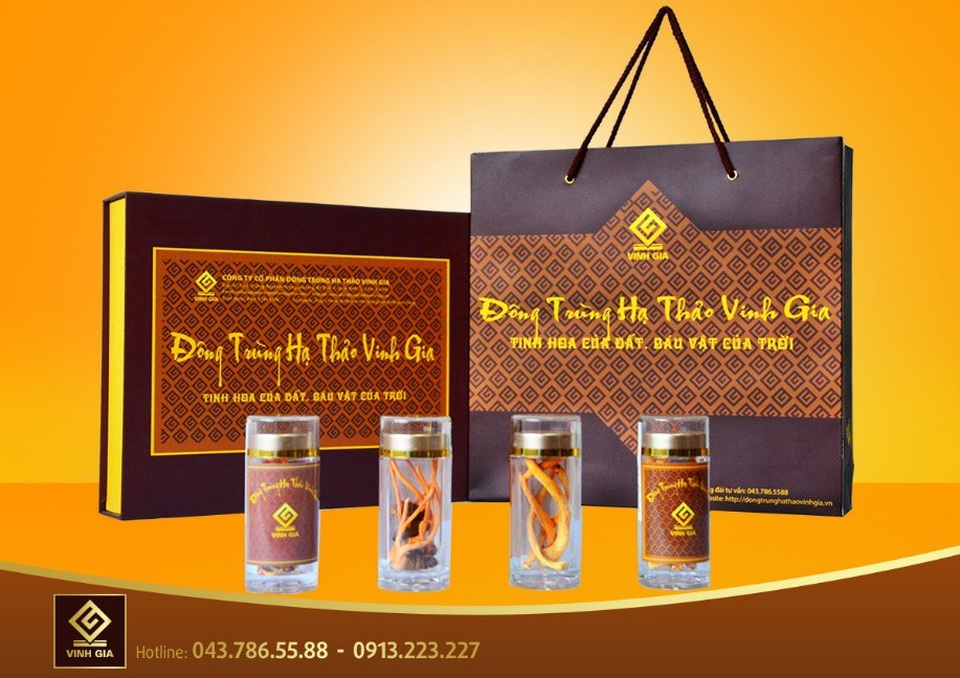 Tìm mua Đông trùng hạ thảo Vinh gia trên website uy tín nào? - 1 Đông trùng hạ thảo Vinh Gia được Viện kiểm nghiệm ATVSTP Quốc gia kiểm nghiệm có chứa nhiều hoạt chất sinh học quý như:Cordycepin, Adenosine, Polysacharide... và rất nhiều các vitamin khác. Đông trùng hạ thảo Vinh Gia được Cục an toàn thực phẩm - Bộ Y tế xác nhận công bố phù hợp quy định an toàn thực phẩm và phù hợp các quy chuẩn kỹ thuật quốc gia trong thực phẩm....