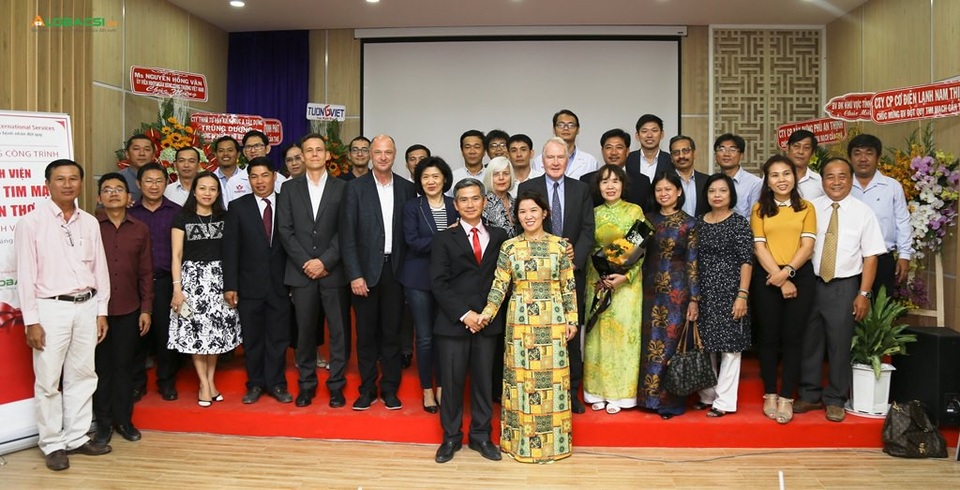 Thêm bệnh viên đột quỵ Cần Thơ được trao tặng nước uống tinh khiết miễn phí - 1 Bệnh viện Thành lập được sự ủng hộ của rất nhiều doanh nghiệp, cá nhân và tổ chức uy tín