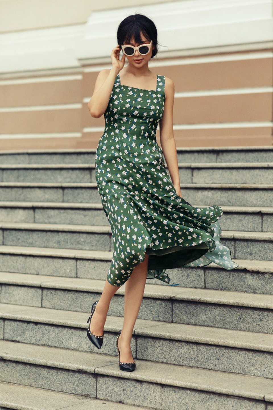 Mọi thứ đều do Trinh quyết định, bởi anh xã không can thiệp vào sở thích của vợ nếu cô muốn anh sẽ ủng hộ.