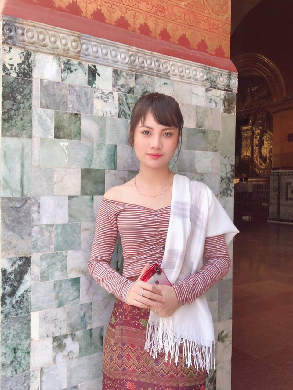 Dân mạng phát sốt vì nữ CĐV xinh đẹp của Myanmar - 6 Dân mạng phát sốt vì nữ CĐV xinh đẹp của Myanmar - 6