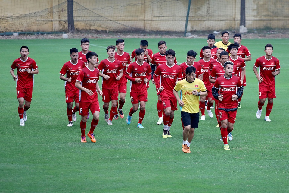 Thời gian tới, sẽ có thêm nhiều ca khúc hay để cổ vũ cho đội tuyển Việt Nam (ảnh: Gia Hưng)