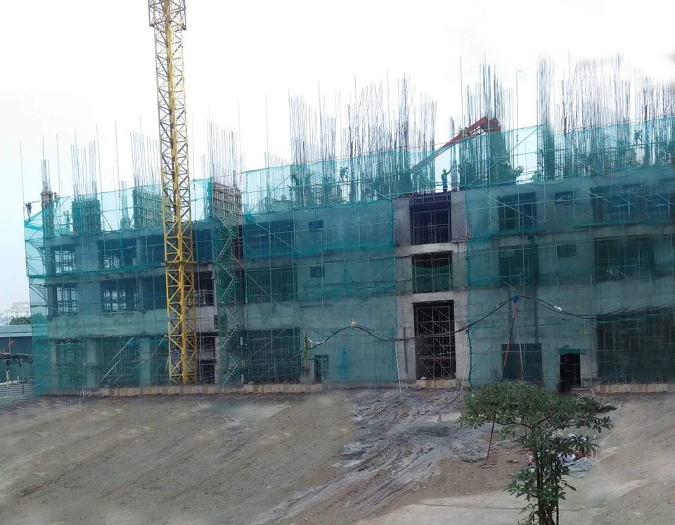 Luxury Park Views chính thức ra mắt khi vượt tiến độ thi công 1 tháng - 1
Luxury Park Views – thu hút khách hàng bởi tiến độ xây dựng vượt trội