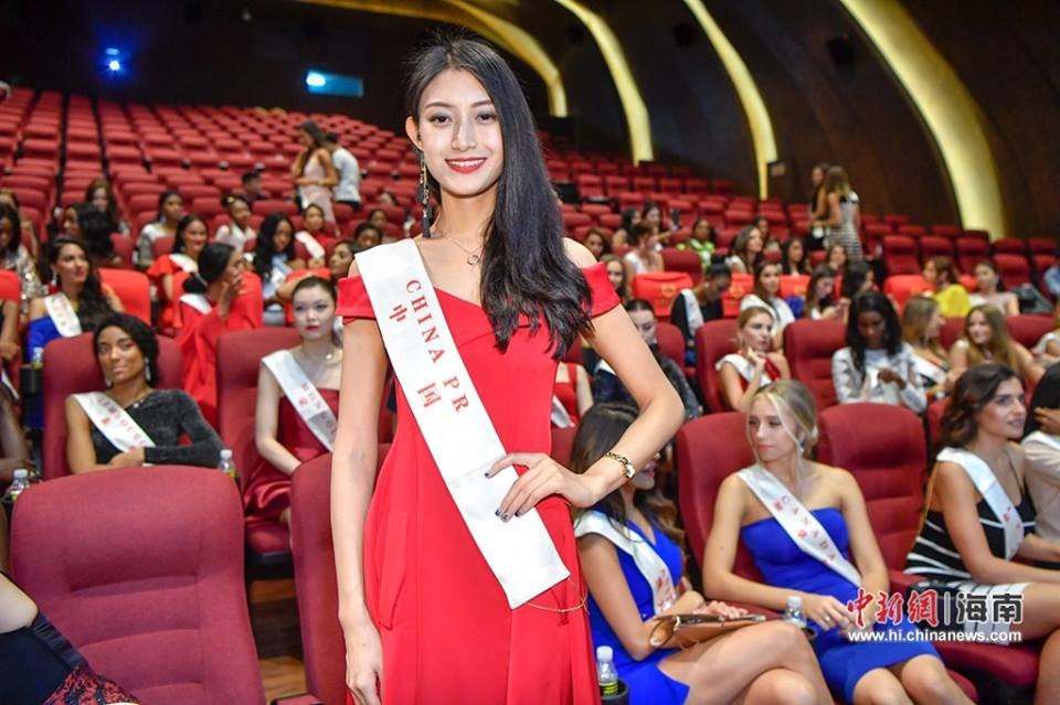Hoa hậu Tiểu Vy cùng mỹ nhân Hoa hậu Thế giới 2018 ra mắt giới truyền thông - 26 Hoa hậu Tiểu Vy cùng mỹ nhân Hoa hậu Thế giới 2018 ra mắt giới truyền thông - 26