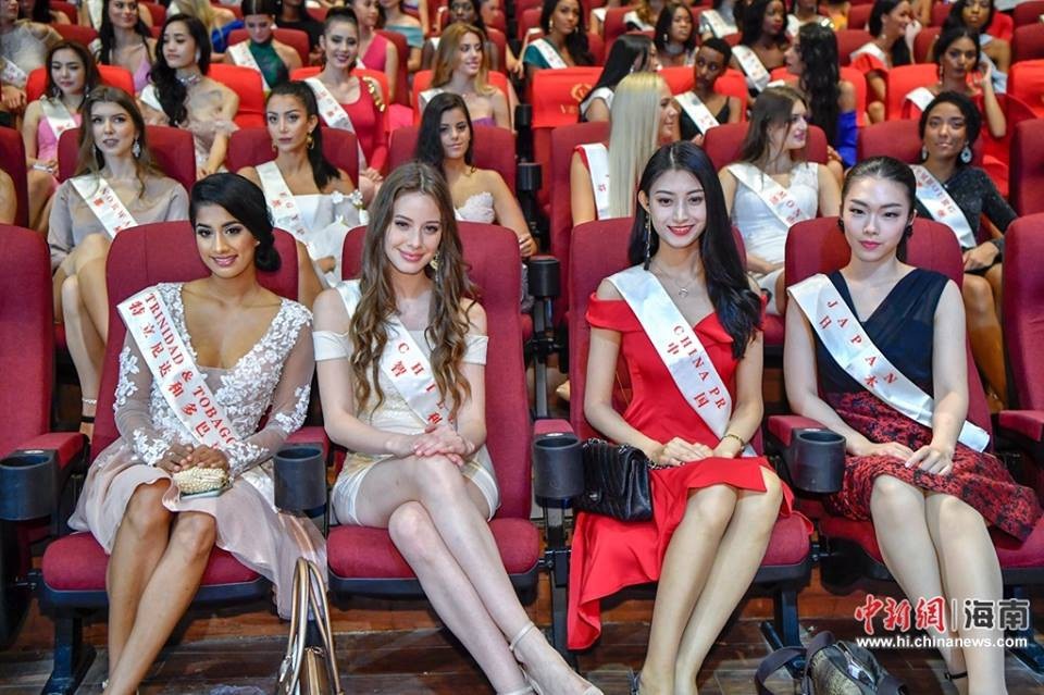 Hoa hậu Tiểu Vy cùng mỹ nhân Hoa hậu Thế giới 2018 ra mắt giới truyền thông - 24 Hoa hậu Tiểu Vy cùng mỹ nhân Hoa hậu Thế giới 2018 ra mắt giới truyền thông - 24