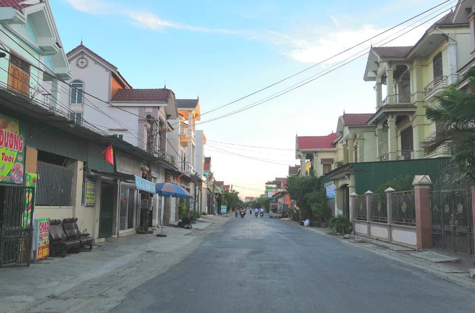 Xã 1.000 tỷ phú: Bậc nhất xứ Nghệ, biệt thự hàng ngàn, ô tô nhiều vô kể - 1
Vùng quê sầm uất với những dãy nhà cao tầng