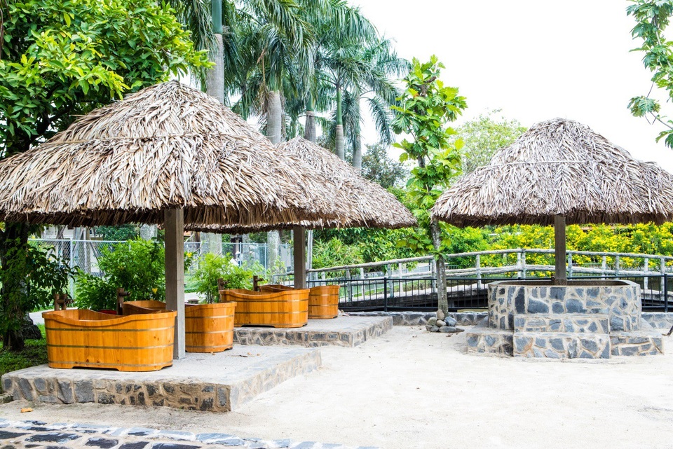 Đến với khu nghỉ dưỡng Villa H2O, Quý du khách không chỉ tìm thấy sự an nhiên, tĩnh lặng trong tâm hồn.