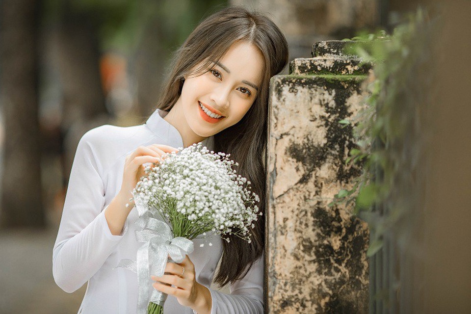 Á khôi Sinh viên Việt Nam 2016 duyên dáng trong bộ ảnh chia tay mái trường - 7 Tuy thành công ở nhiều cuộc thi nhưng trong thời gian tới, Phương không có dự định tham gia cuộc thi nhan sắc khác, vì cô bạn không muốn có một cuộc sống quá áp lực về mặt tinh thần.